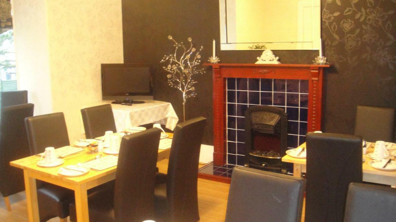 Station View Guest House Dyce Exterior photo